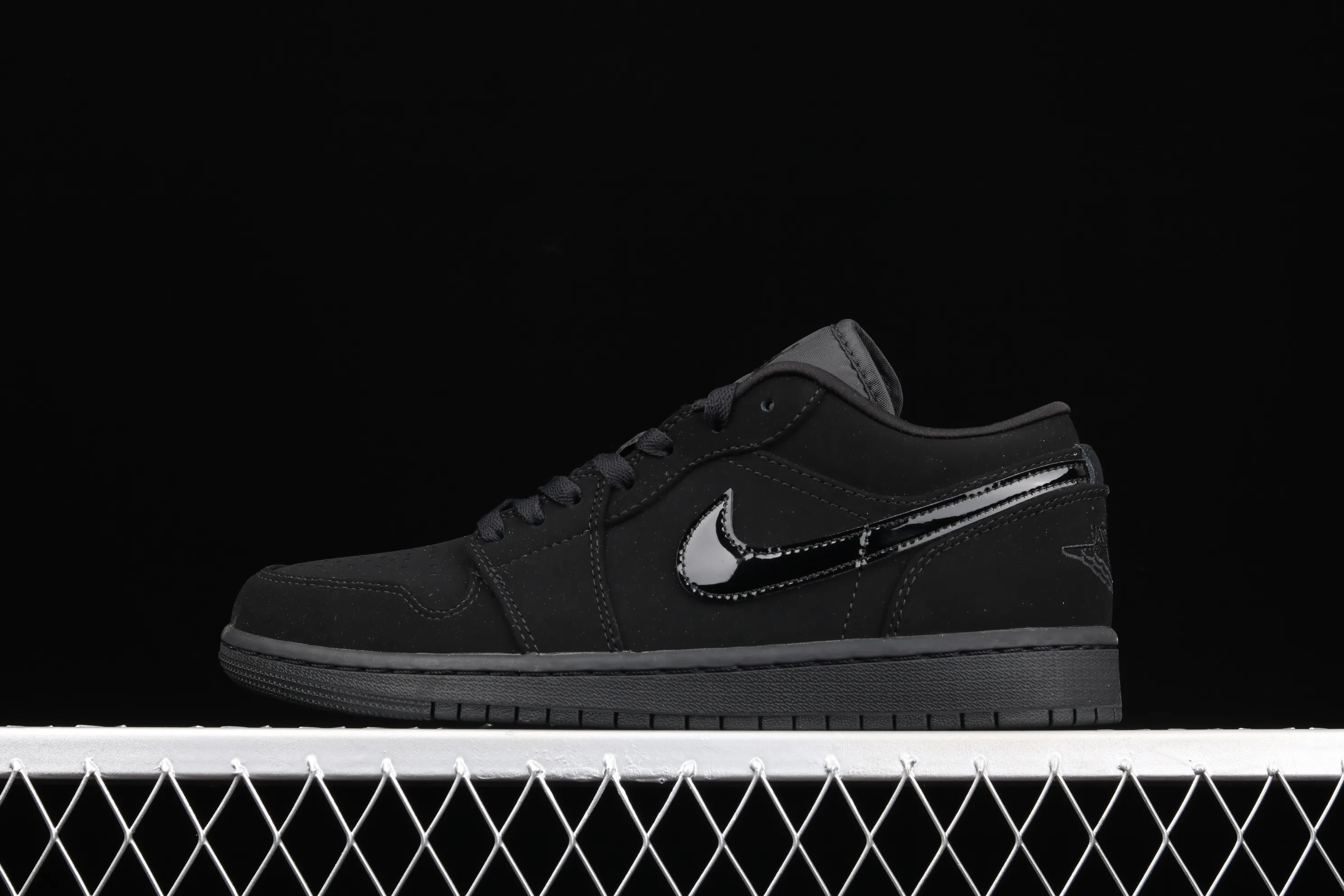 All categories Air Jordan Jordan series basketball shoes Air Jordan 1 Low Air Jordan 1 Low AJ1 Joe 1 low-top cultural and leisure sports sneakers 553558-056